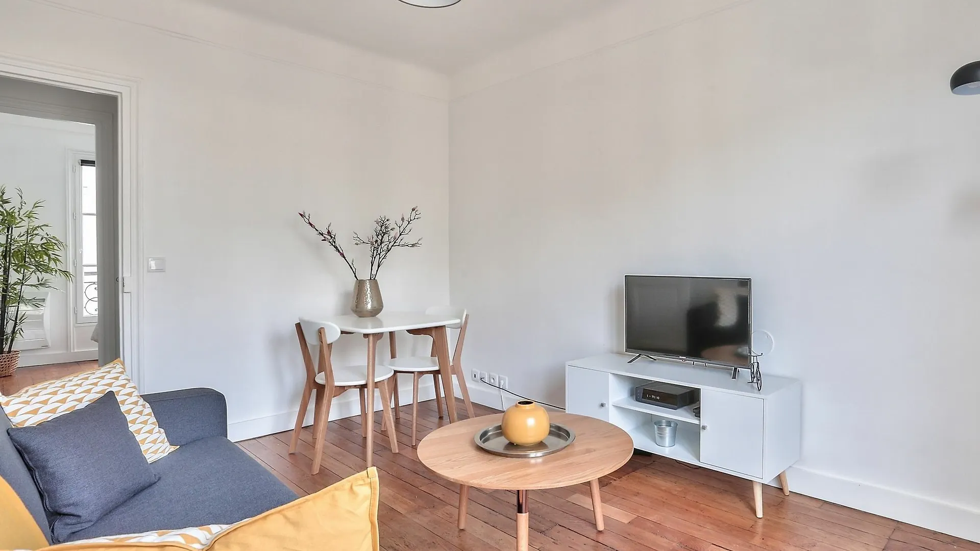 Notre Dame De - Monge Apartment